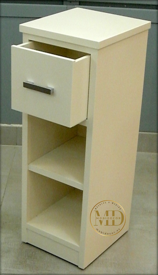 Mueble Auxiliar con un cajón y dos vanos.